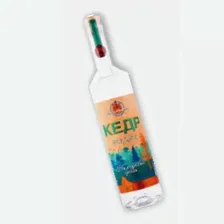 Водка Кедр , особая, на кедровых орехах, 40%, 0,5 л